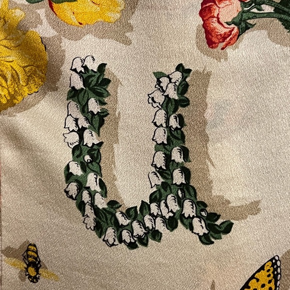 ๐ SOLD ๐ Vintage Gucci Floral Two-piece Set - Picture 10 of 14